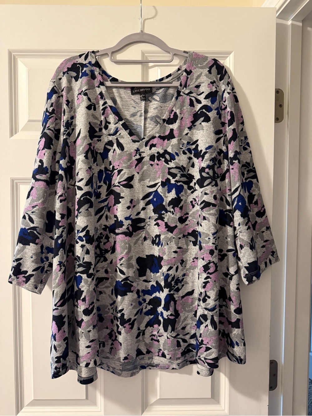 Lane Bryant Women’s Floral V-Neck Knit Top